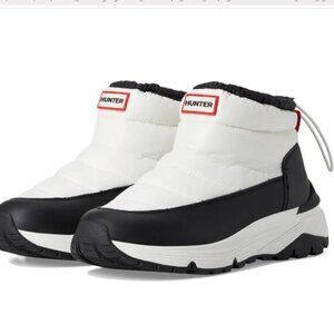 NEW  HUNTER Waterproof Anne Snow Boots in white/black for women 1225 6t3
